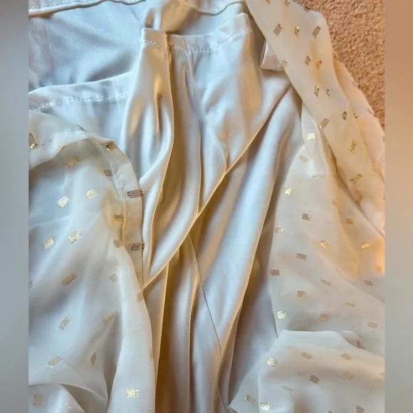 Express White Metallic Gold Flowy Maxi Dress - Picture 7 of 12